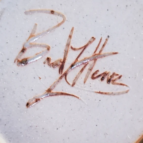 Artisan Ceramic Swirl Mug - Green, Natural, and Brown Brad Henry - Picture 6 of 6